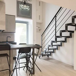 modern-loft-in-the-navigli-area.it-lombardy.com/