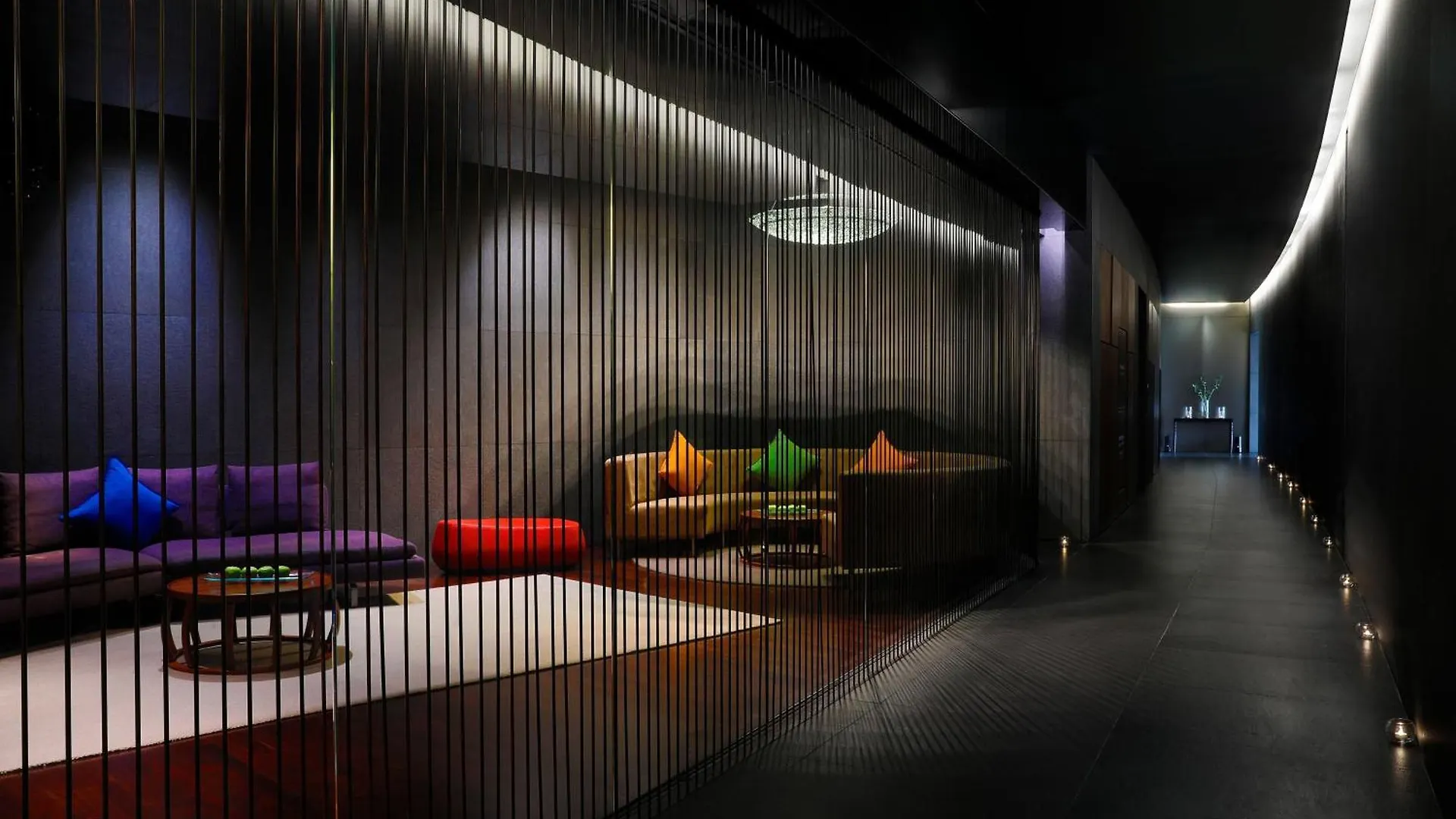 W Abu Dhabi - Yas Island Hotel