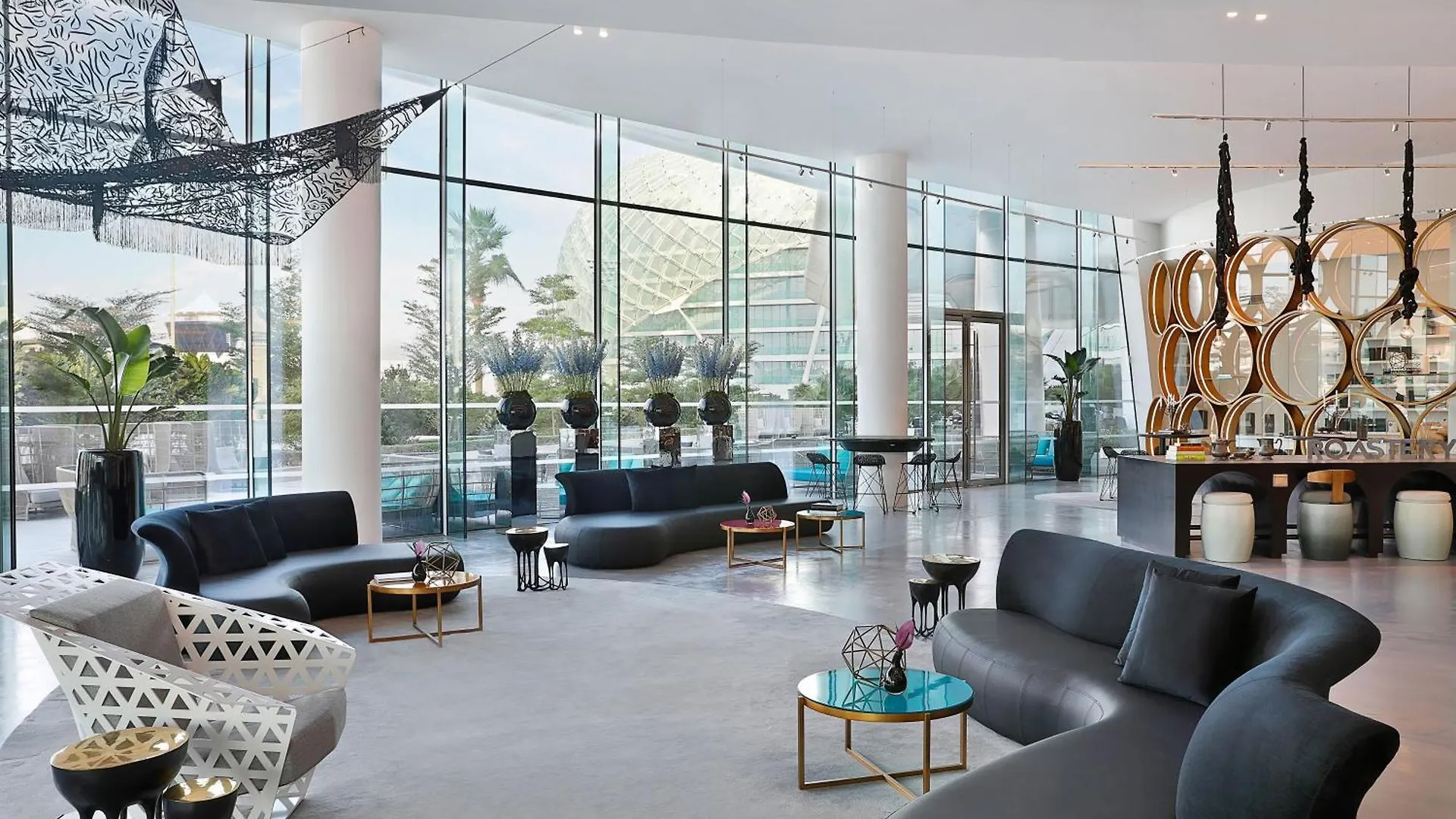 W Abu Dhabi - Yas Island Hotel