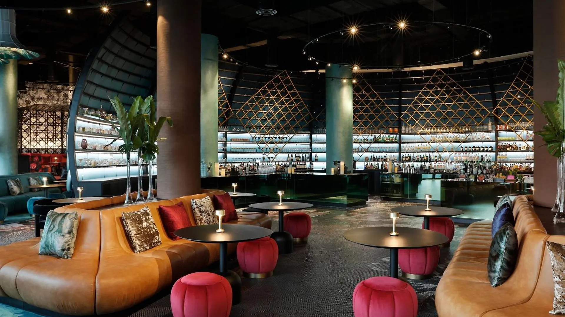 W Abu Dhabi - Yas Island Hotel 5*,