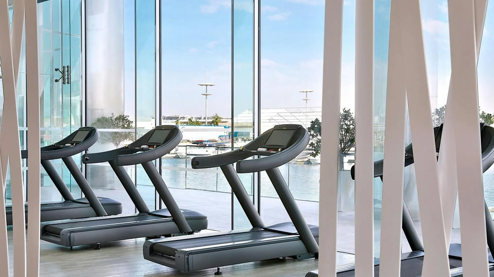 W Abu Dhabi - Yas Island Hotel