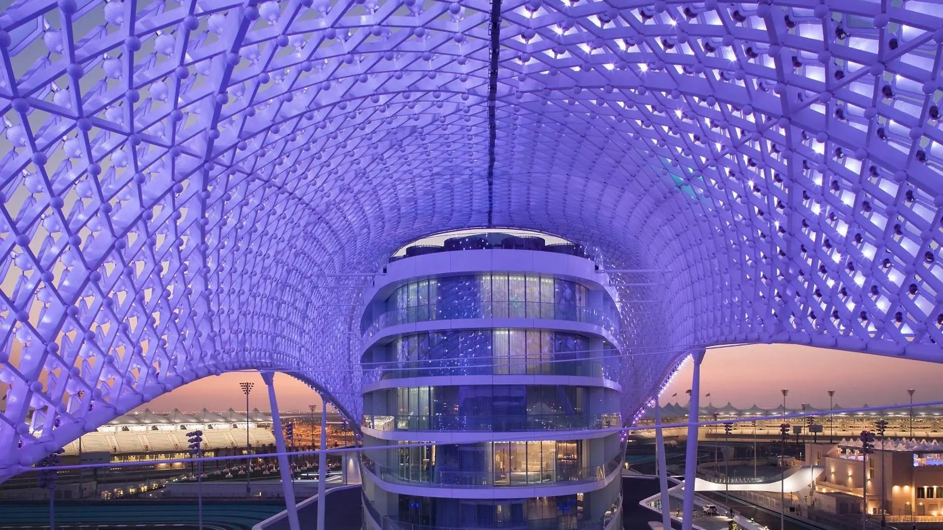 W Abu Dhabi - Yas Island Hotel