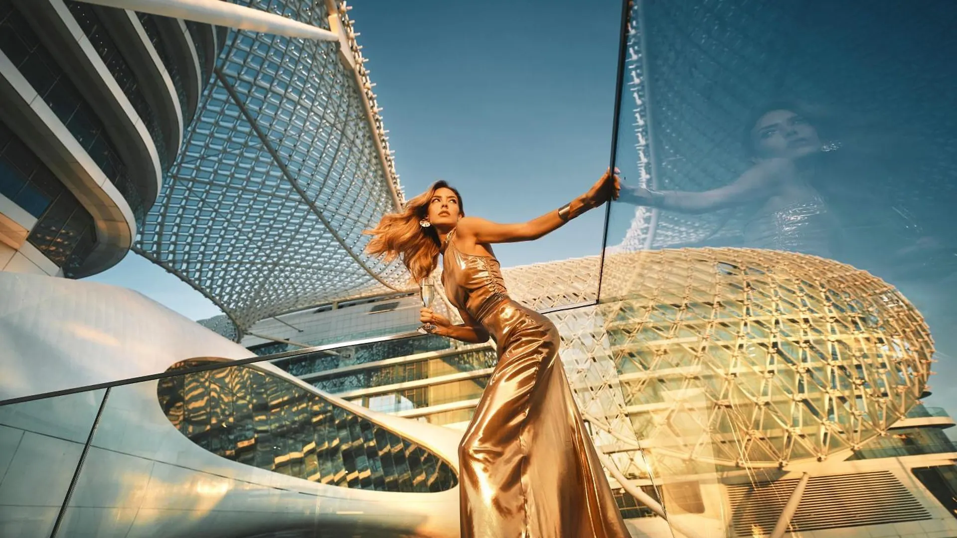 *****  W Abu Dhabi - Yas Island Hotel United Arab Emirates