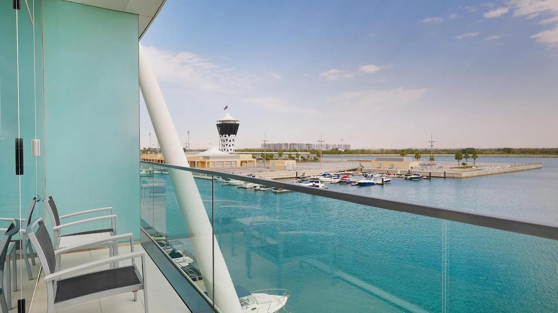 W Abu Dhabi - Yas Island Hotel