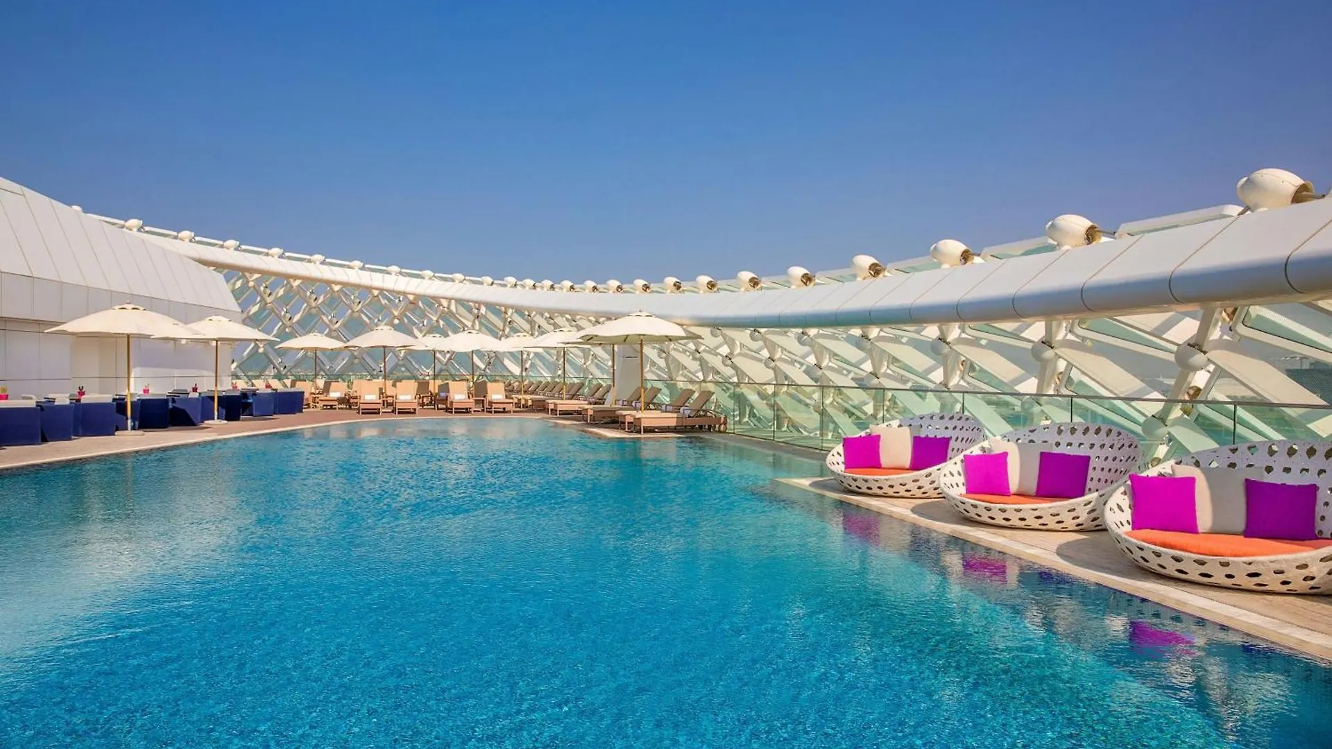 W Abu Dhabi - Yas Island Hotel 5*,